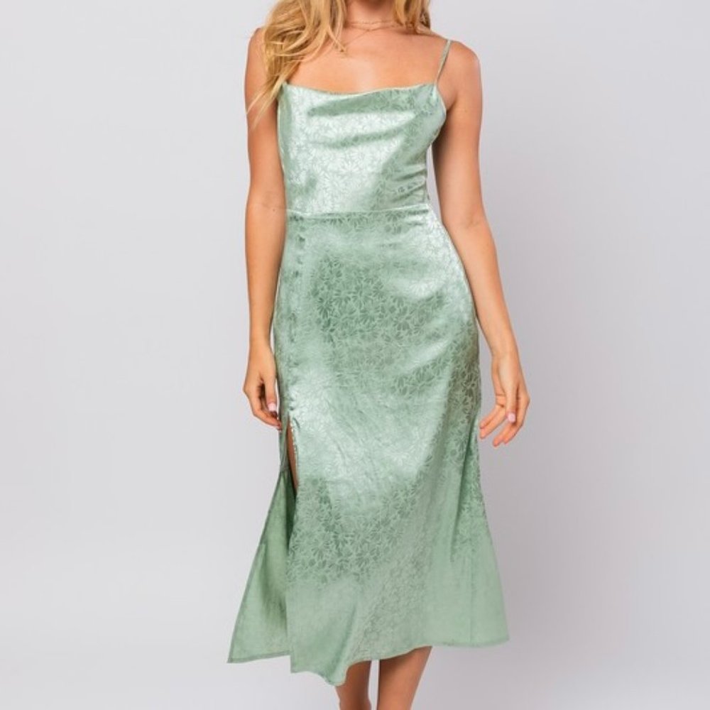 ❌SOLD OUT❌ WHEN IN ROME GREEN FLORAL SATIN MIDI DRESS - Picture 1 of 3